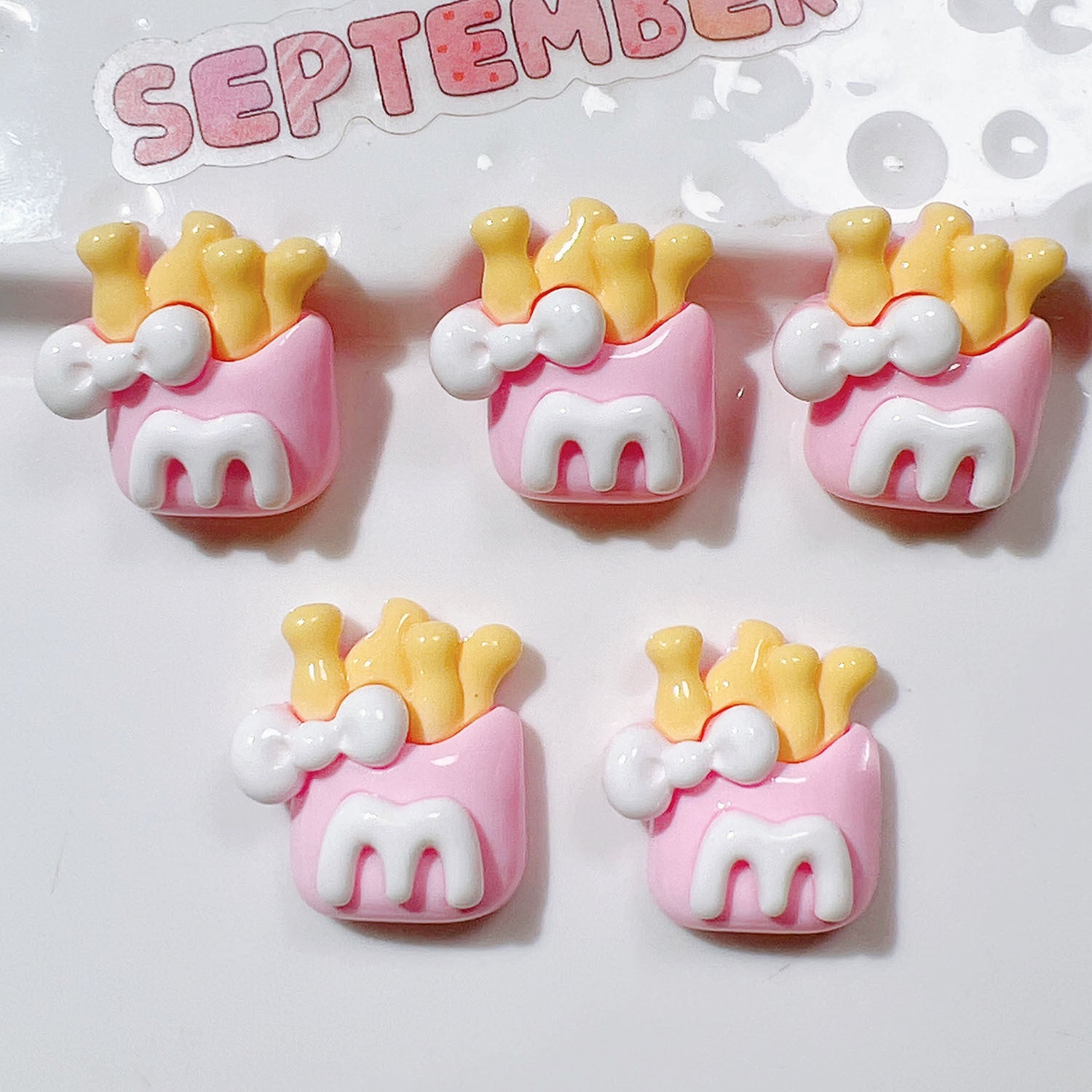 Wholesale 20pcs resin accessories diy handmade material shoe flower cream glue stationery